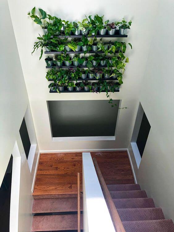 34 eye-catching stair decor ideas with plants - 251