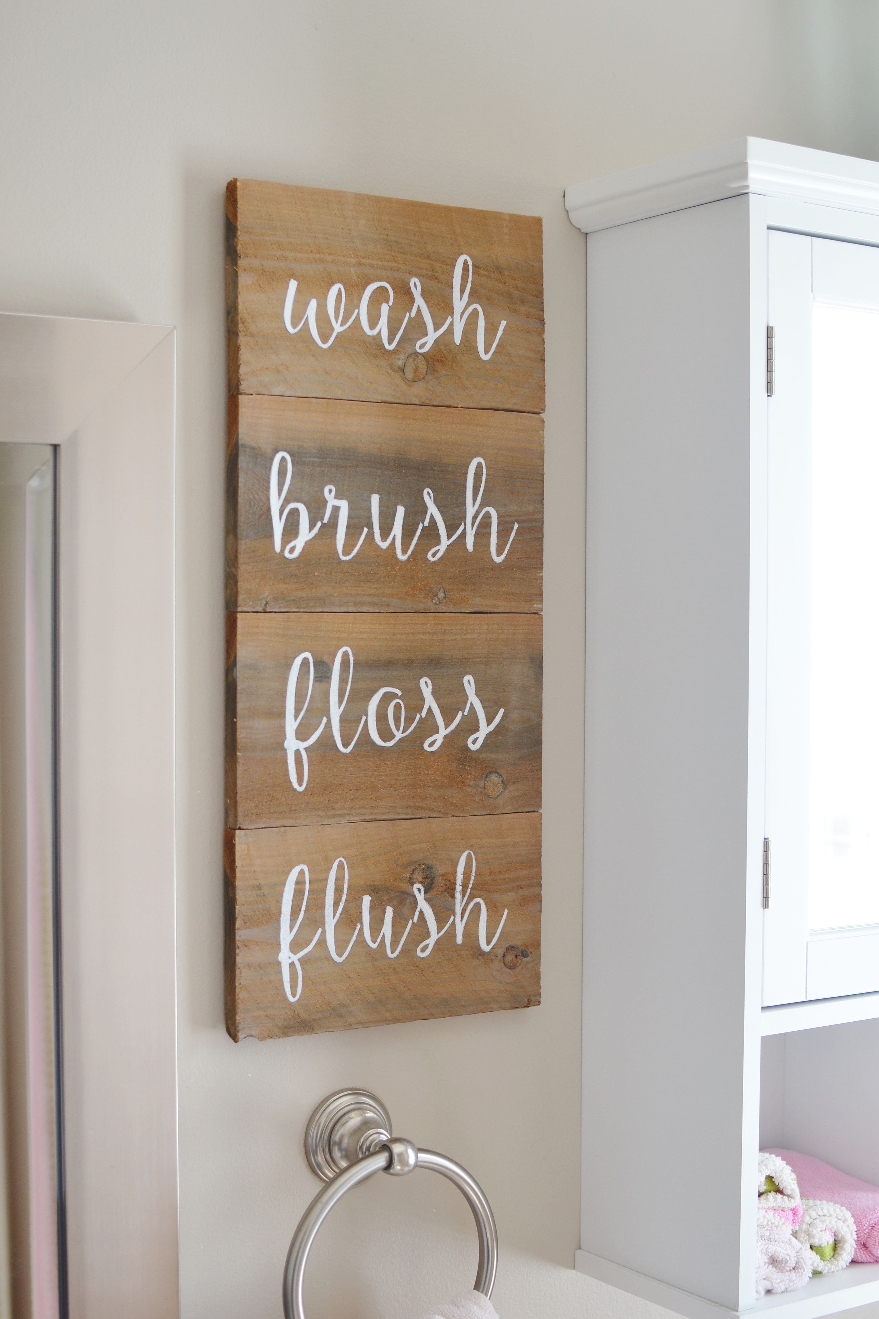 Pallet project ideas to decorate the bathroom - 79