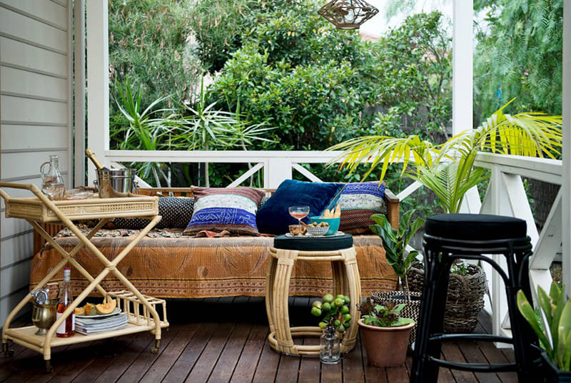 Stunning dreamy balcony ideas to connect with nature - 71