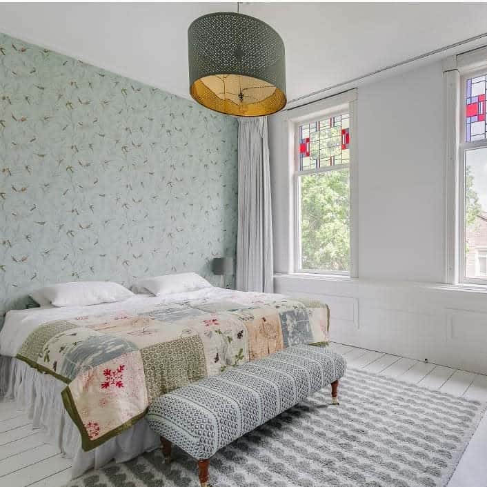 Green Bird Wallpaper Country Style Bedroom Ottoman