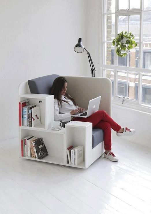 A super functional chair that features a comfortable seat, a feel-good room divider and a few storage units, making it ideal as a mini home office
