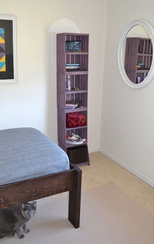 Beautify your bedroom with a portable standing shelf #diywoodcrateprojects #diywoodcrateideas #decorhomeideas