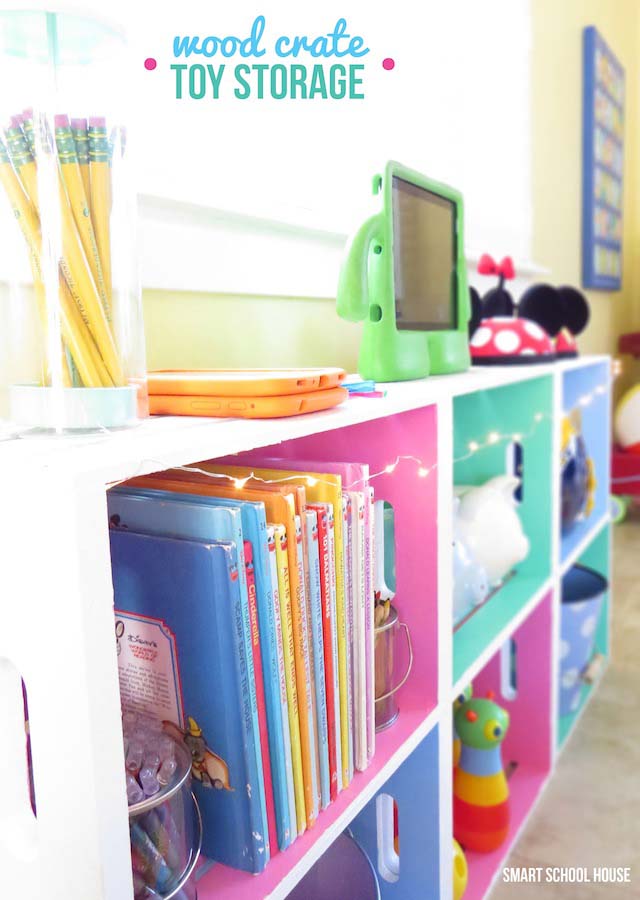 Decorative storage for a child's room #diywoodcrateprojects #diywoodcrateideas #decorhomeideas