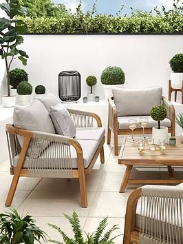 Transform Your Outdoor Space with Stylish Garden Furniture
