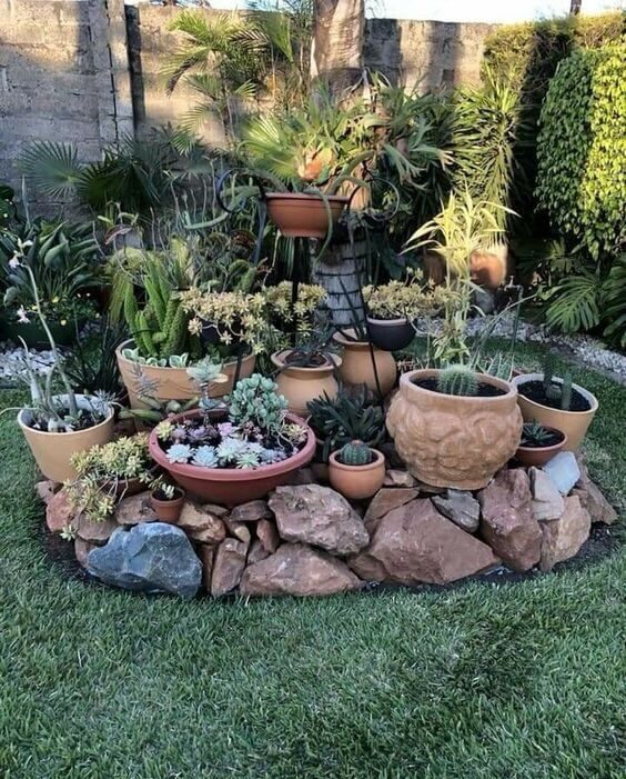 Creative Rock Landscaping Ideas for Your Front Yard