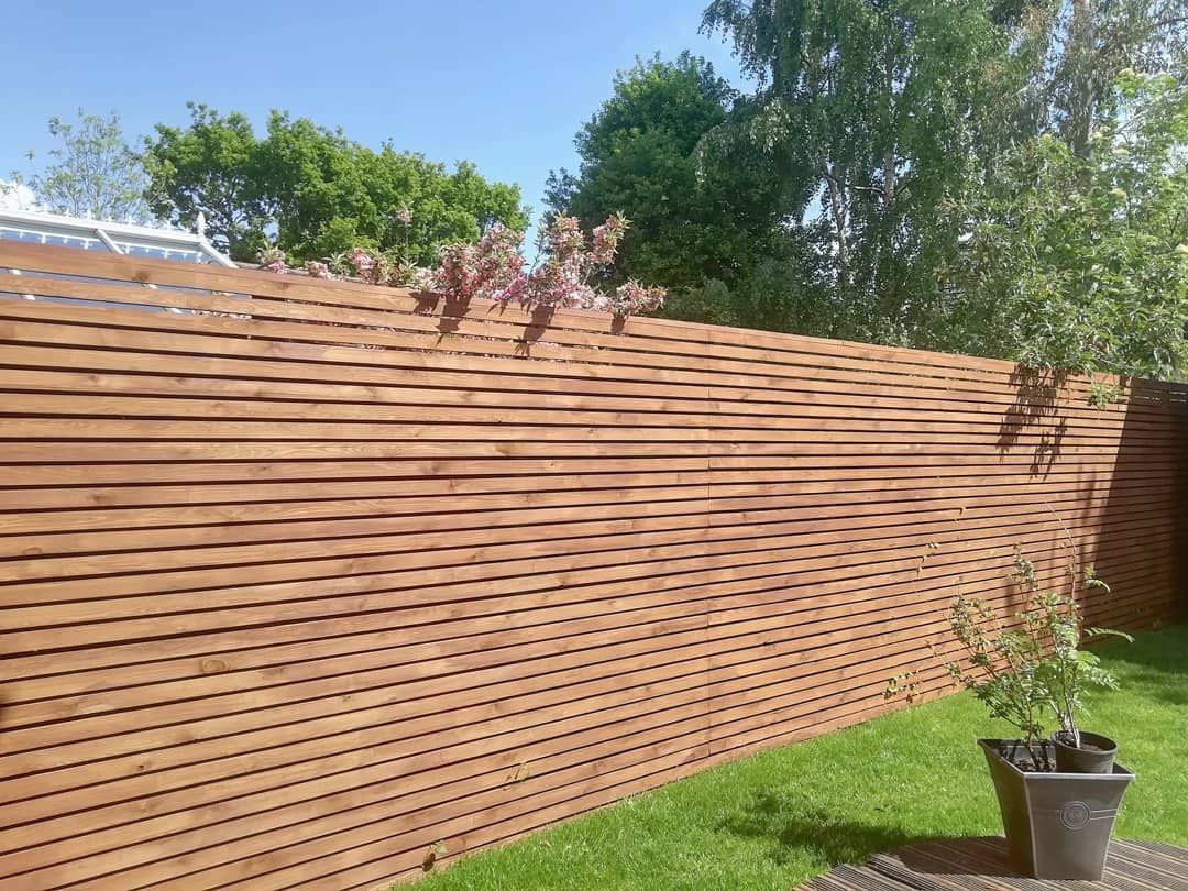 Creative Horizontal Fence Designs for Your Outdoor Space