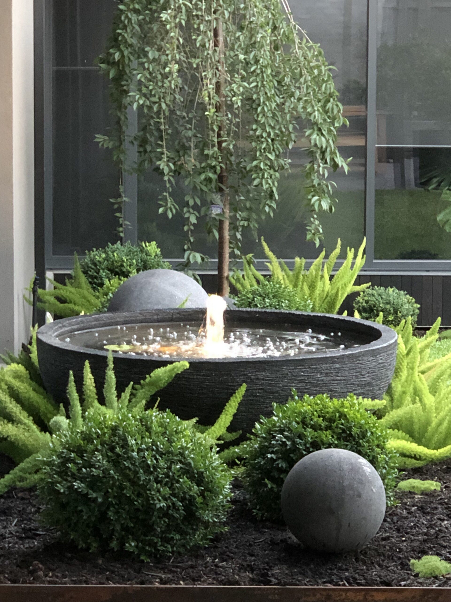 Creating a Beautiful Garden with Stone Accents