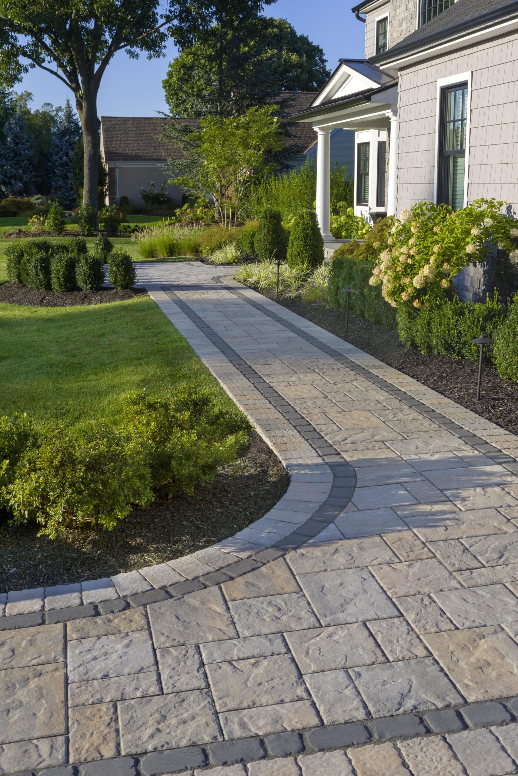Enhancing Your Front Yard with a Beautiful Walkway