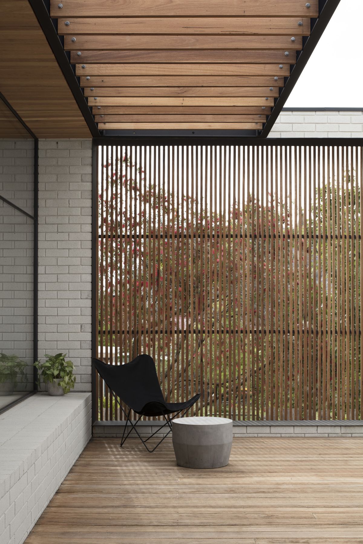 Enhance Your Outdoor Space with a Stylish Patio Screen