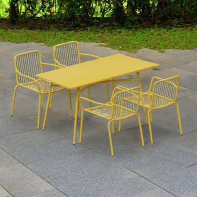 Enhance Your Outdoor Experience with a Stylish Patio Dining Set