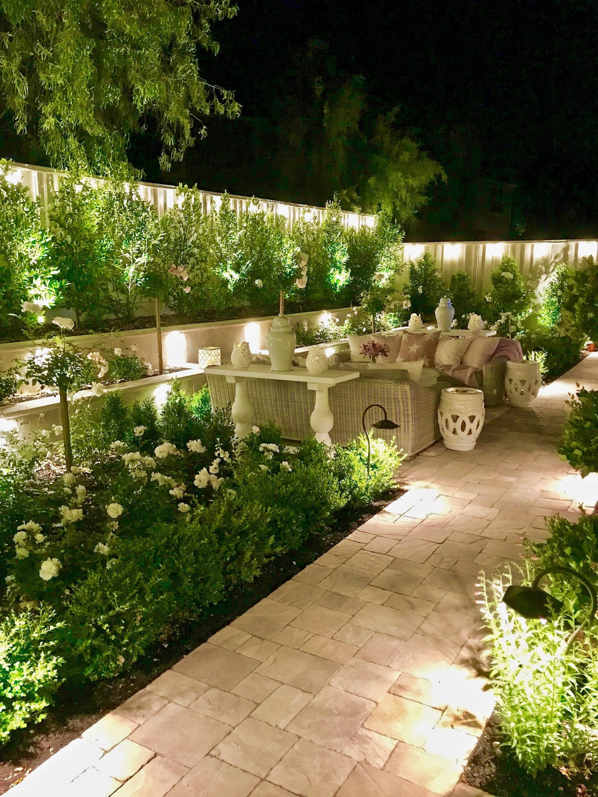 Enhancing Your Outdoor Space with Beautiful Landscaping Lights