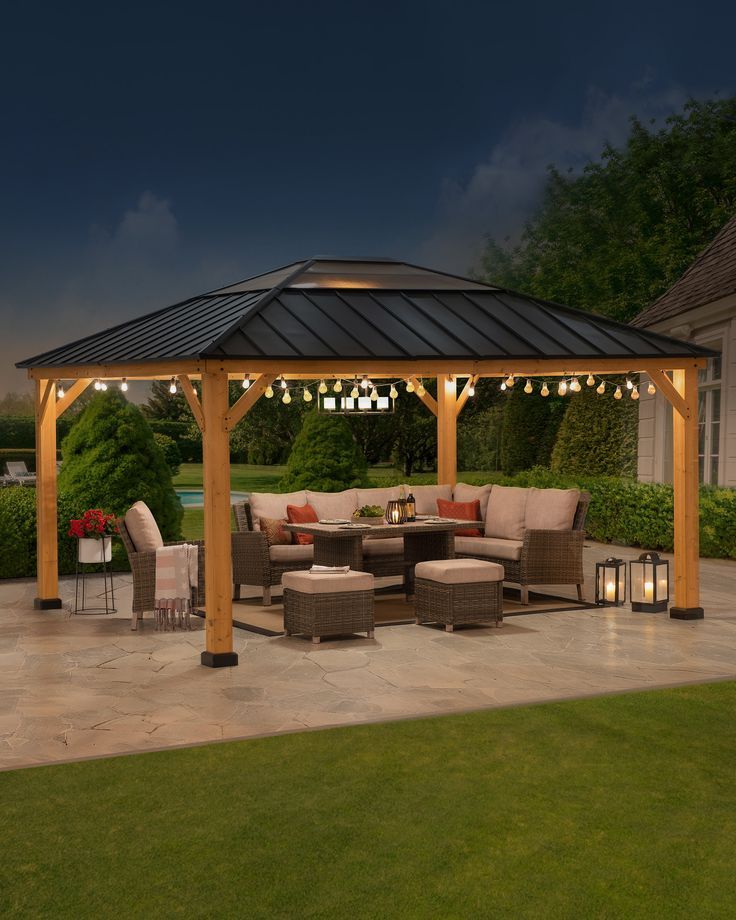 A Guide to Choosing the Perfect Lights for Your Gazebo