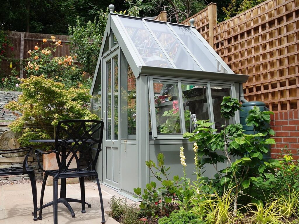 small garden greenhouse