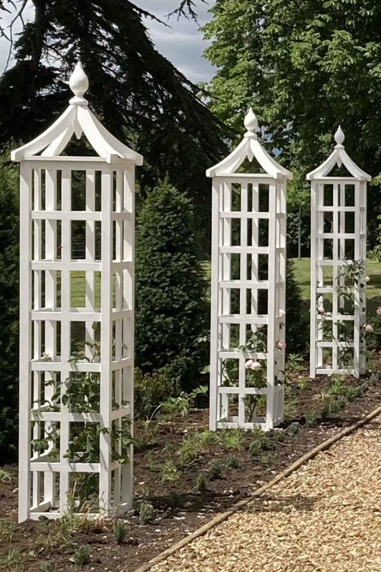 A Variety of Garden Structures for Every Landscape