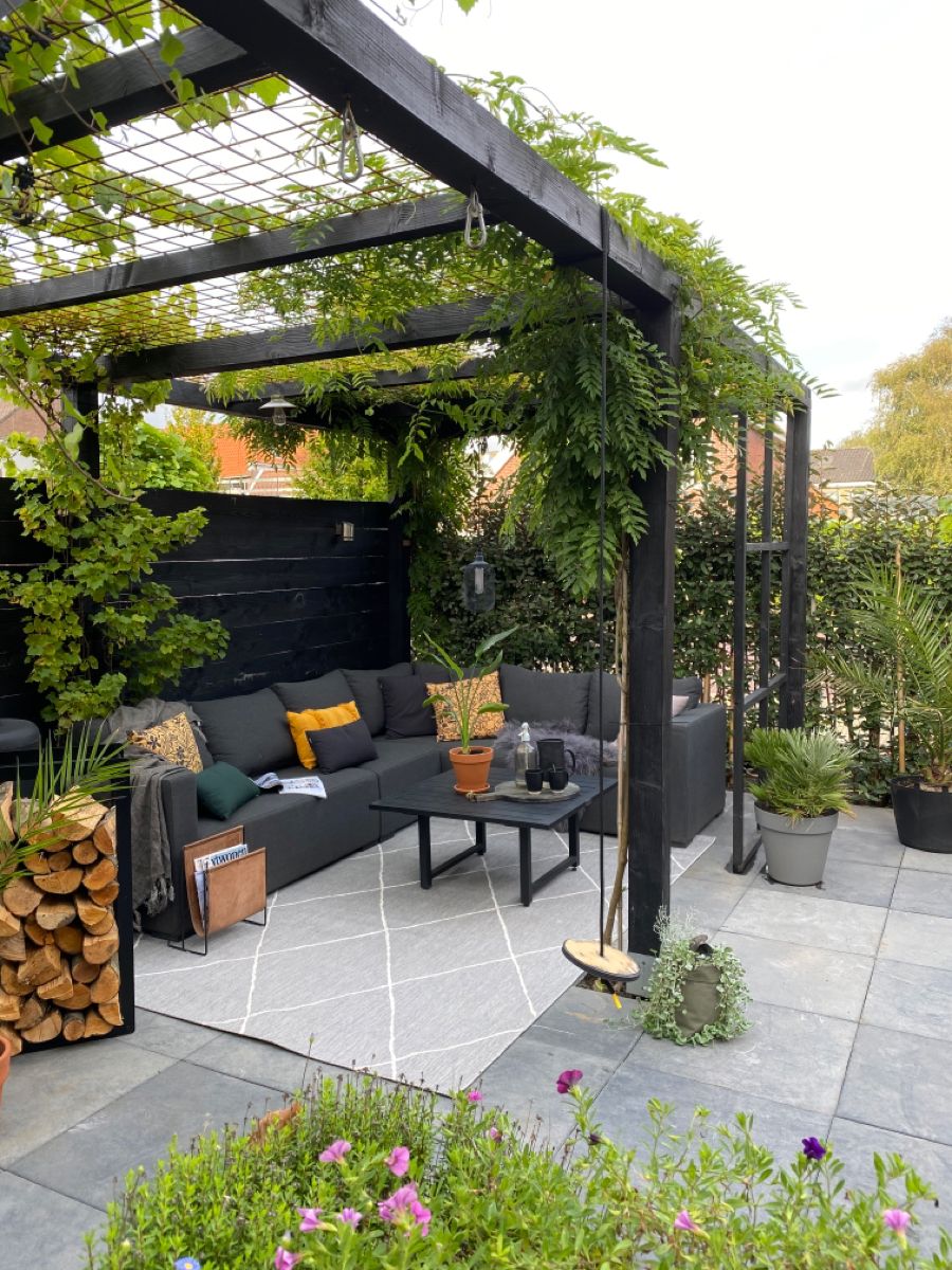 Beautiful Outdoor Pergola Designs for Your Outdoor Space