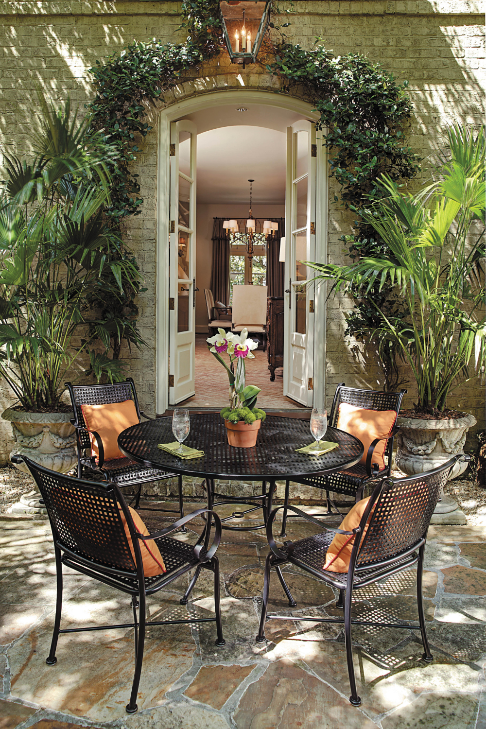 Beautiful Wrought Iron Patio Set for Your Outdoor Space