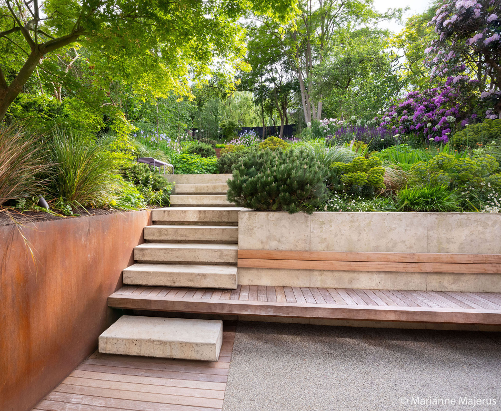 Building a Beautiful Garden Retaining Wall