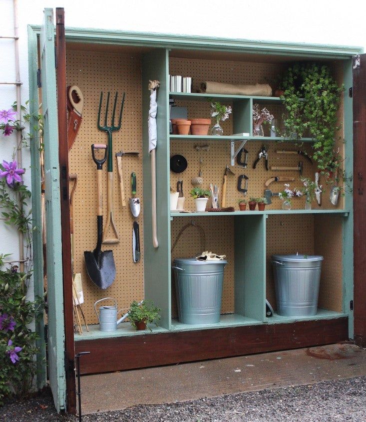 Compact Solutions for Storing Garden Tools