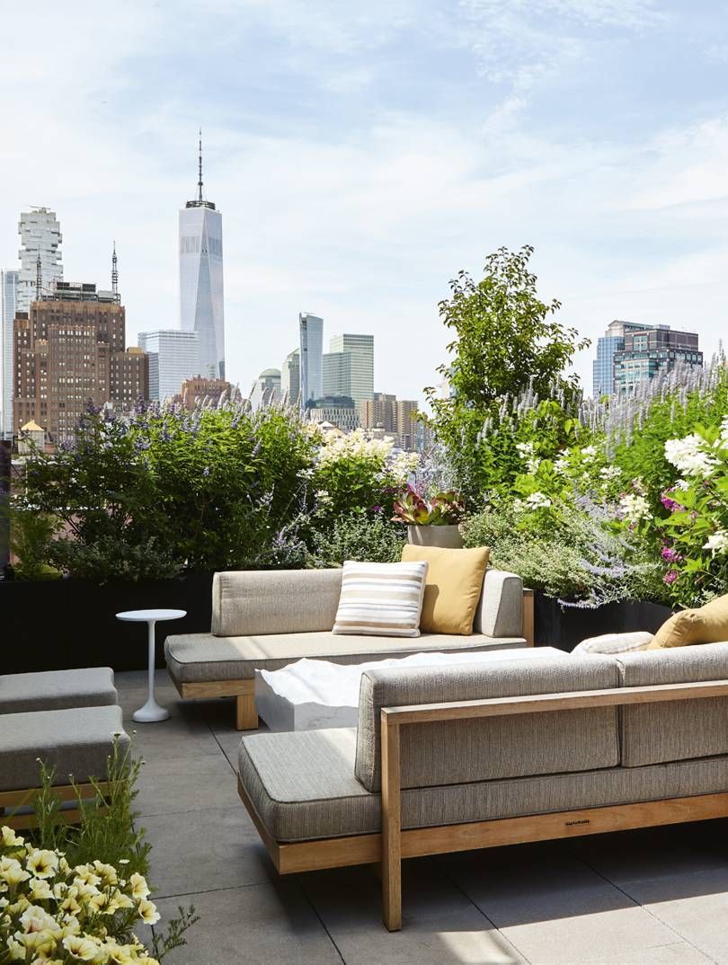 Creating a Beautiful Roof Garden: Tips for Designing a Lush and Inviting Outdoor Space
