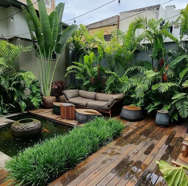 Creating a Lush Oasis: A Guide to Designing Your Own Patio Garden