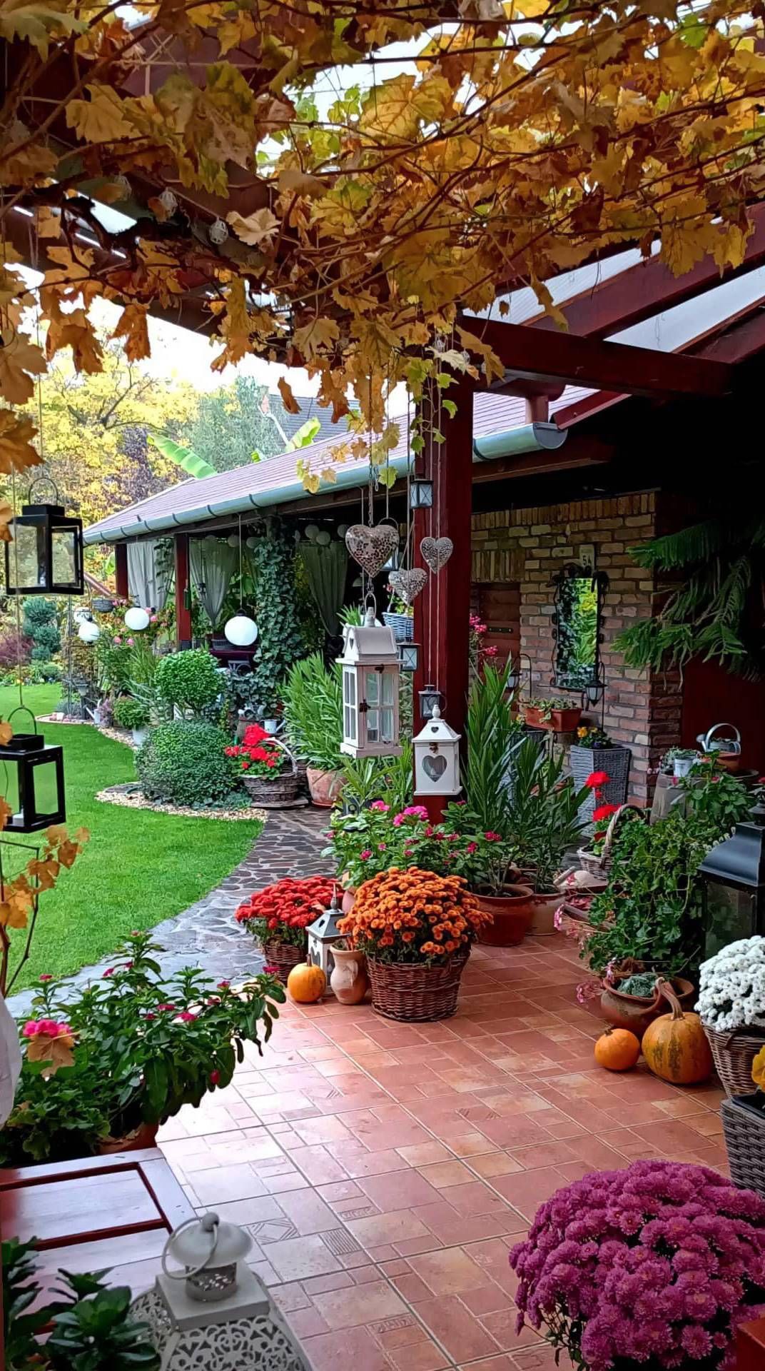 Creating a Luxurious Outdoor Oasis: Designing the Perfect Garden Patio for Your Home