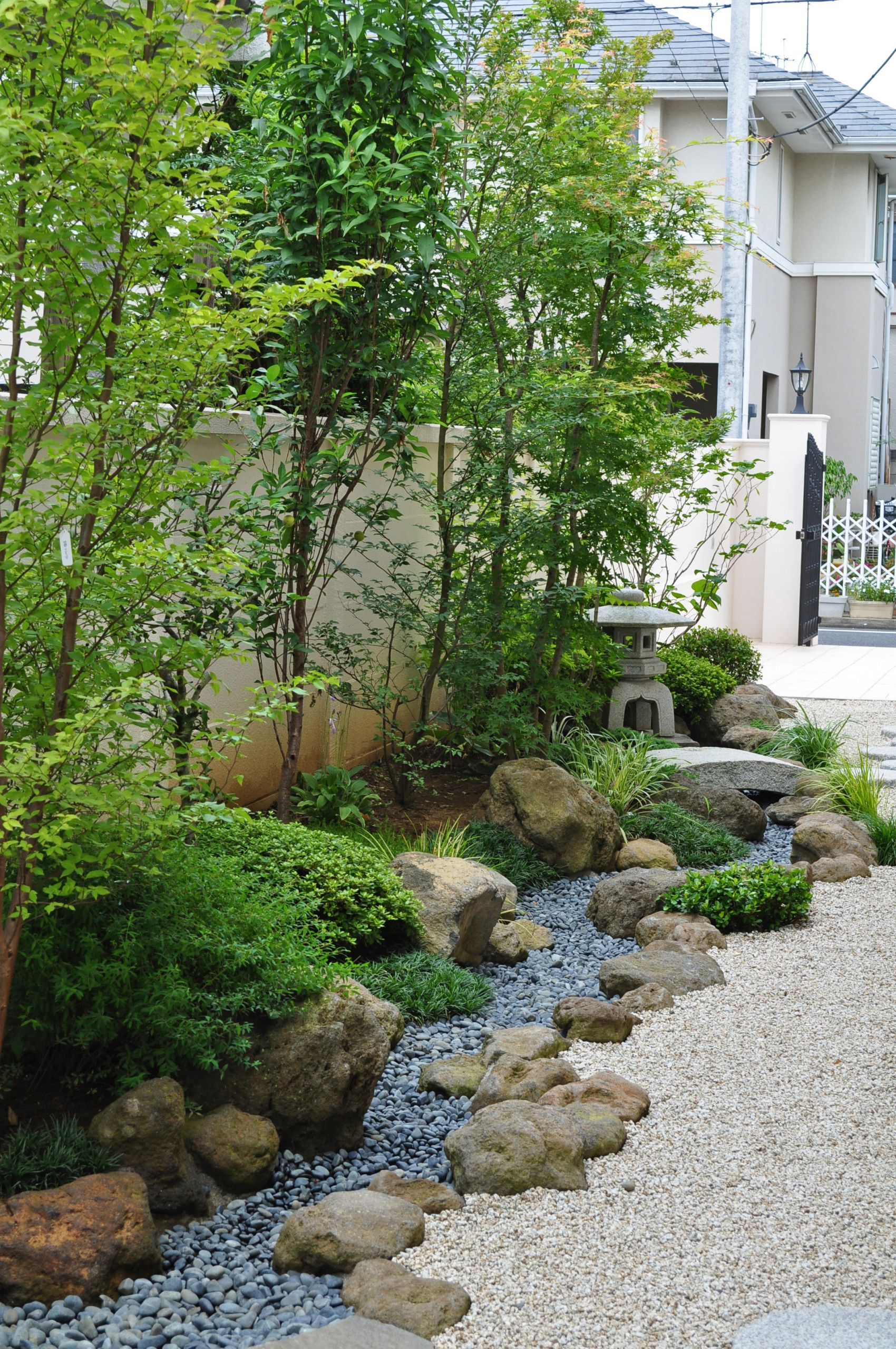 Creating a Peaceful Outdoor Oasis: Zen Garden Inspiration for Your Backyard