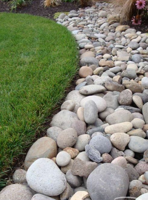 Creating a Stunning Outdoor Oasis with Rocks