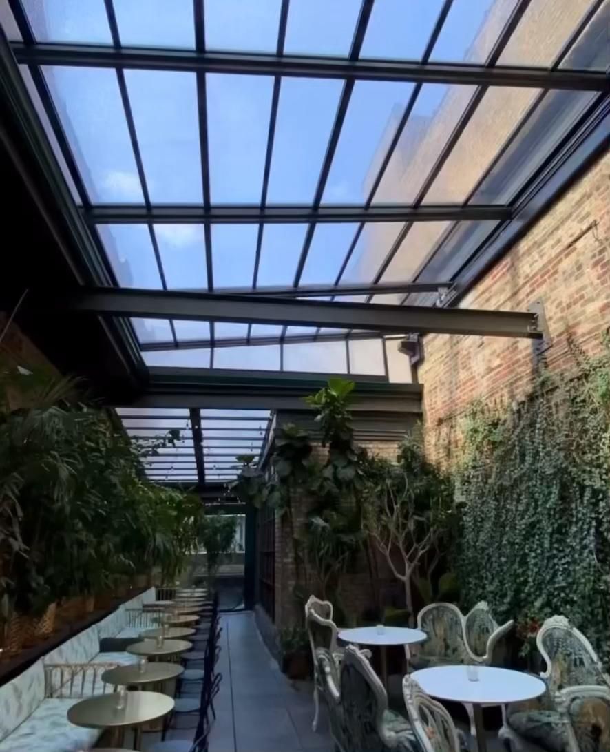 Creating the Perfect Outdoor Oasis with a Stylish Patio Roof