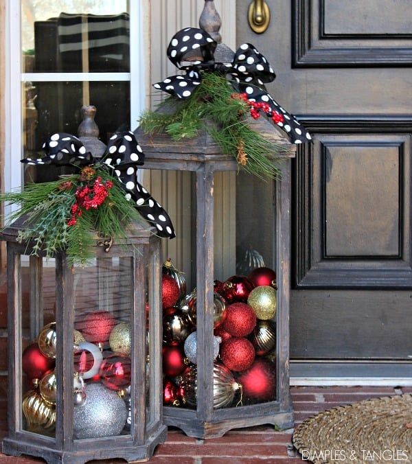 Creative Christmas Porch Decorations to Welcome the Holidays