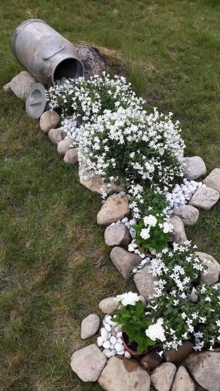 Creative Front Yard Flower Bed Ideas for a Beautiful Garden