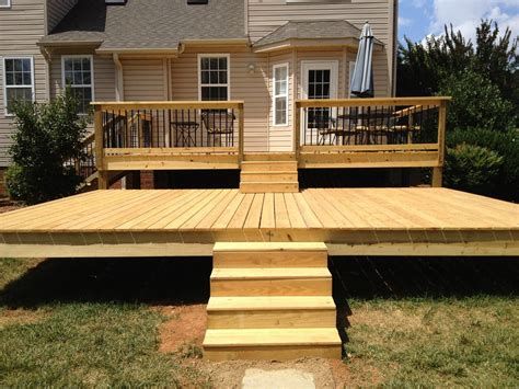 Creative Two-Tier Deck Design Concepts for Your Outdoor Space