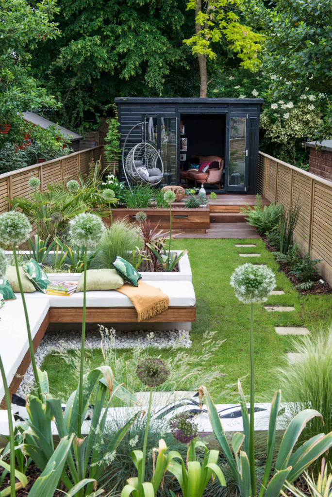 small garden layout ideas