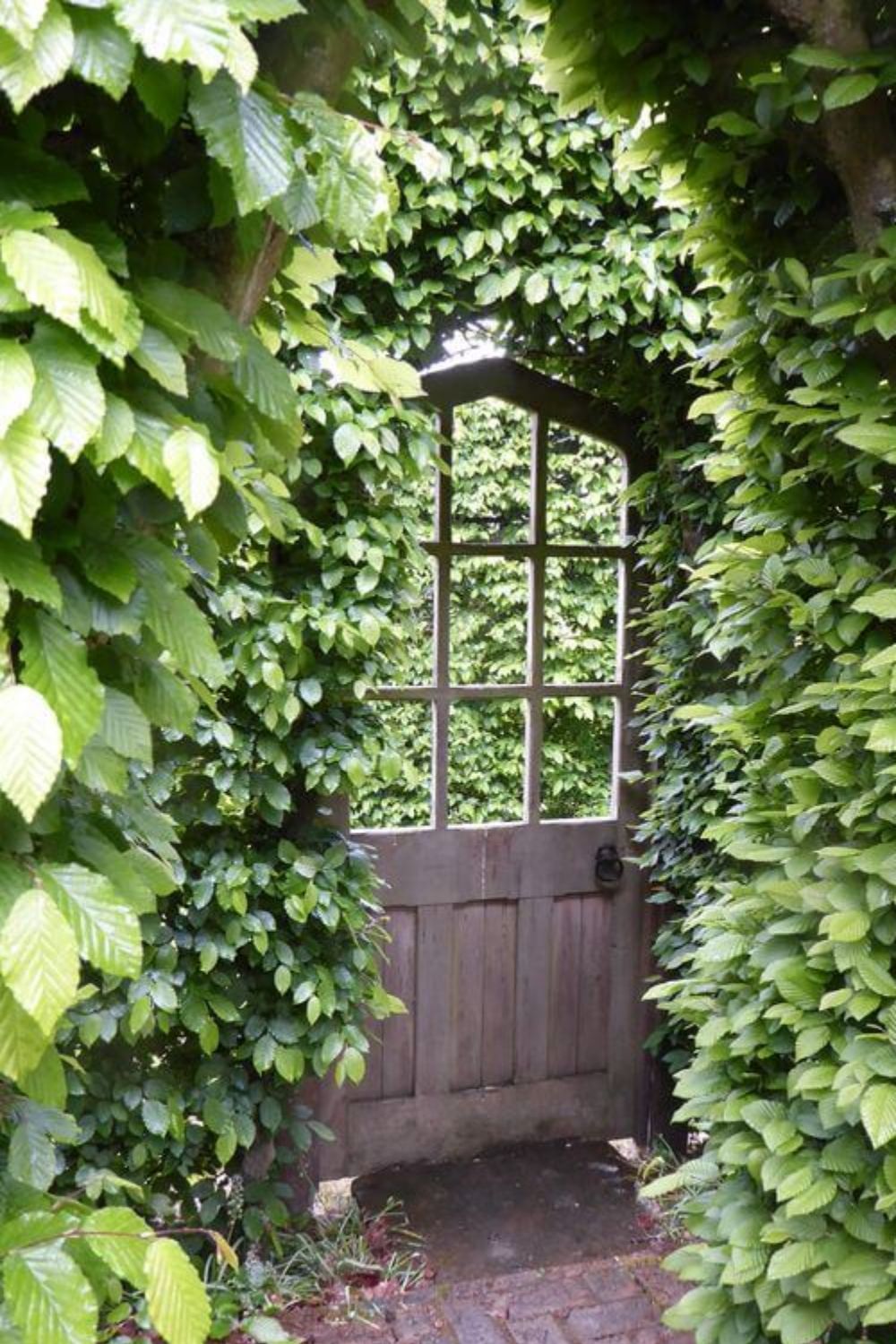 Creative Ways to Beautify Your Garden Entrance With Small Gates