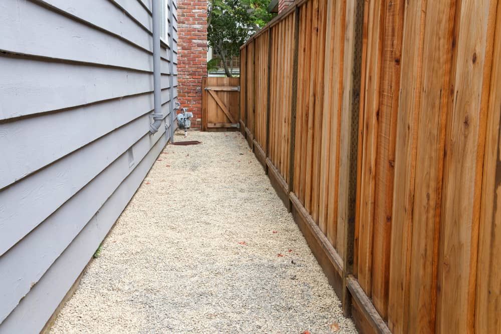 side yard ideas narrow between houses