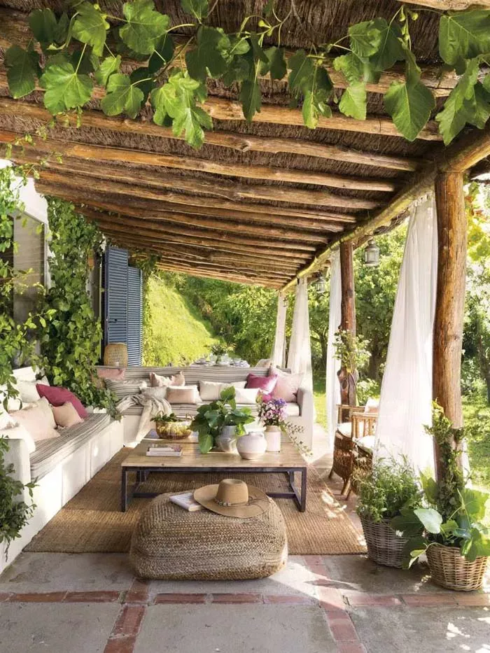 Creative Ways to Transform Your Back Patio into a Relaxing Oasis