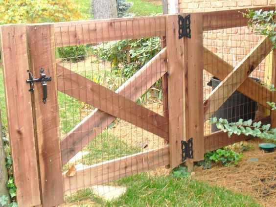 Creative and Charming Small Garden Gate Designs
