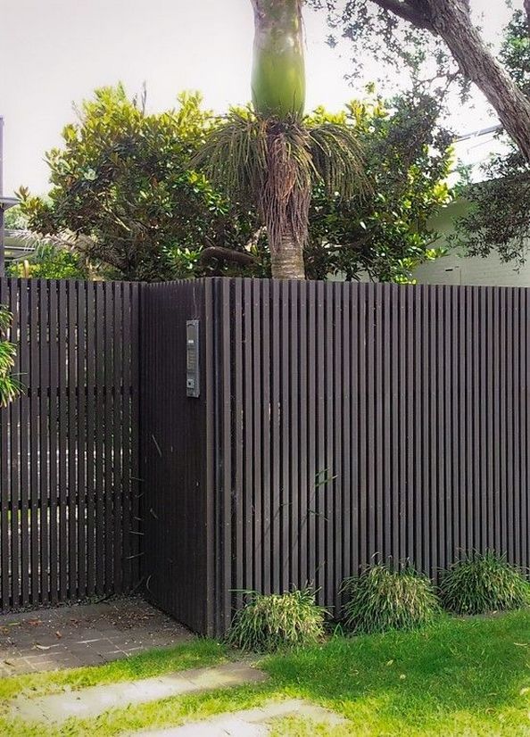 Creative and Stylish Ways to Enhance Your Outdoor Space with Fences