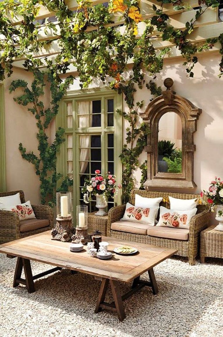 Creative and Welcoming Patio Layouts: A Guide to Designing Your Outdoor Space