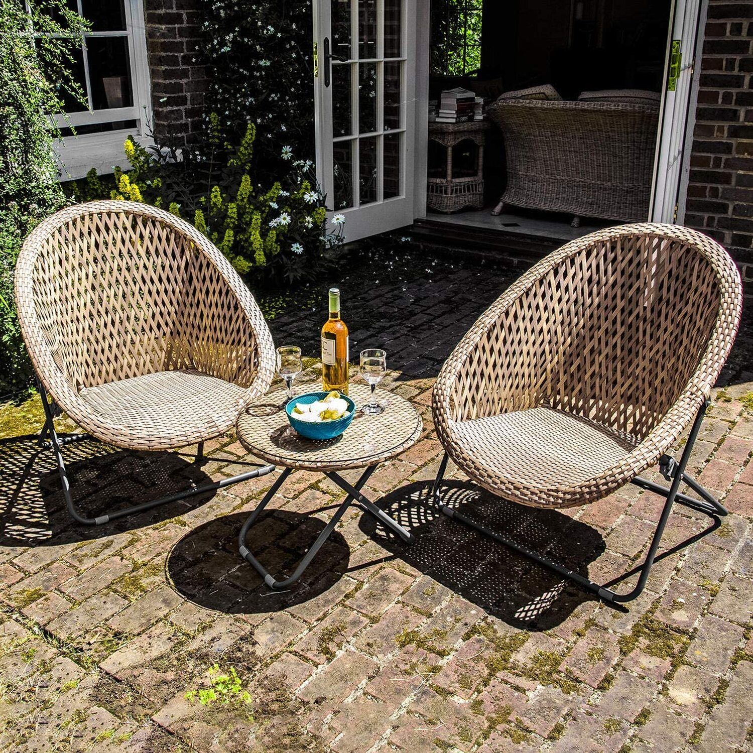 Discover the perfect garden bistro set for your outdoor space
