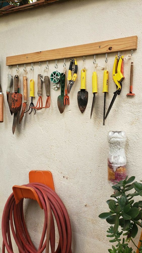 Effective Ways to Store Garden Tools and Supplies
