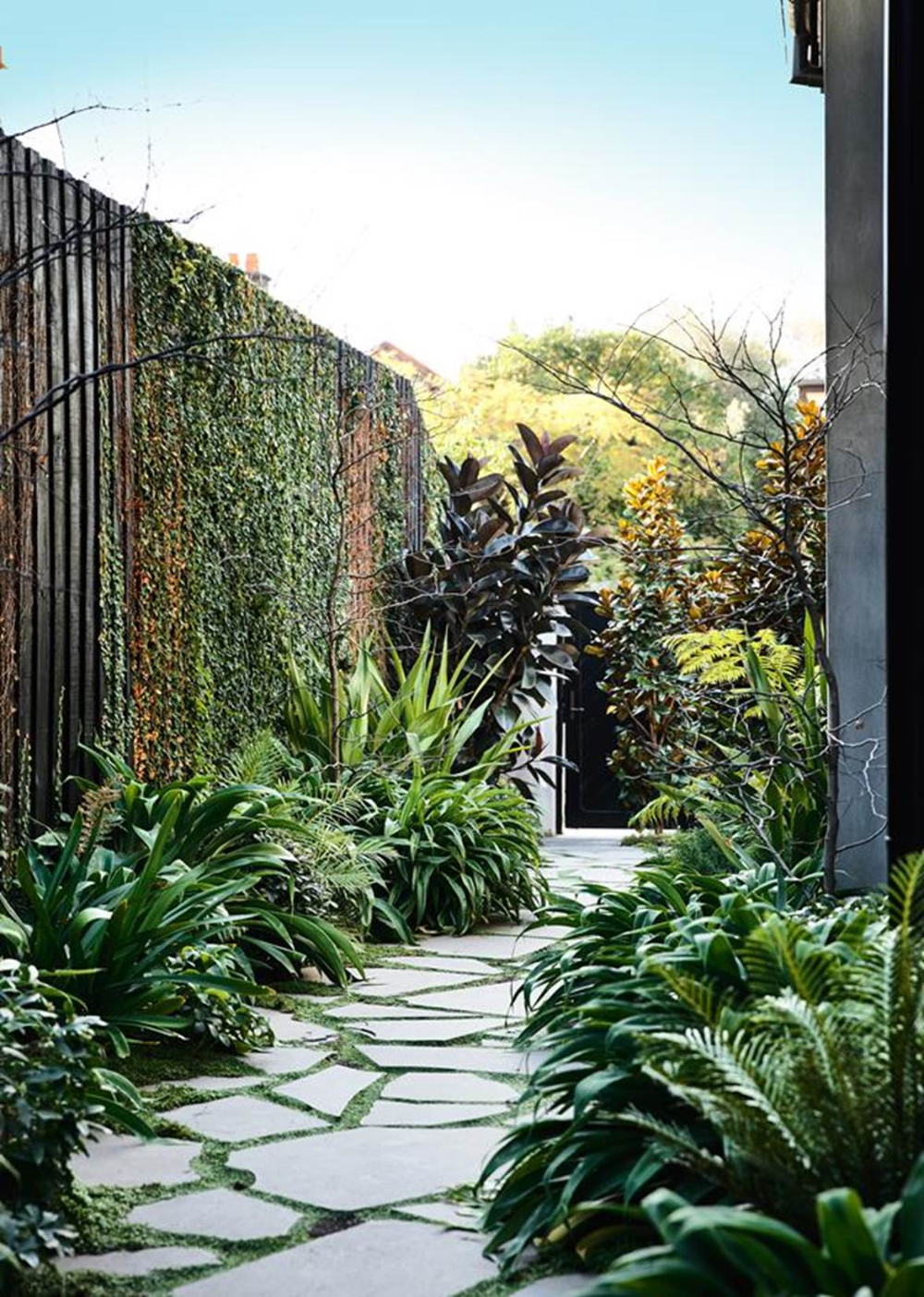 Effortless Landscaping: Easy Ways to Create a Low Maintenance Outdoor Space