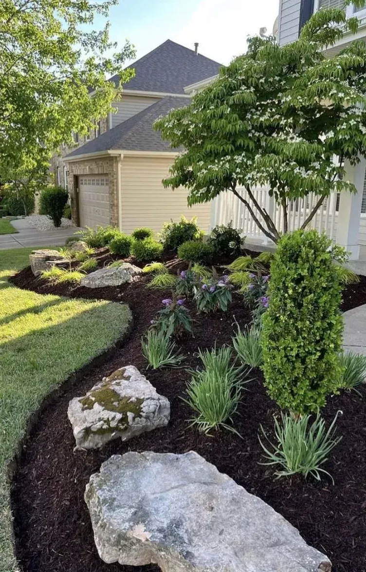 Enhancing Your Front Yard Landscape: A Guide to Creating a Beautiful Outdoor Space