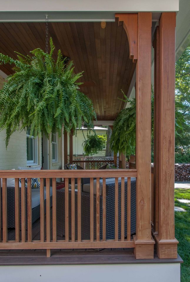Enhancing Your Outdoor Space with Stylish Porch Railings