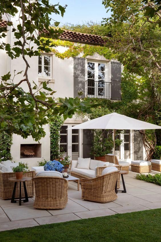 Expansive Covered Patio Designs: Transform Your Outdoor Space into a Luxurious Retreat