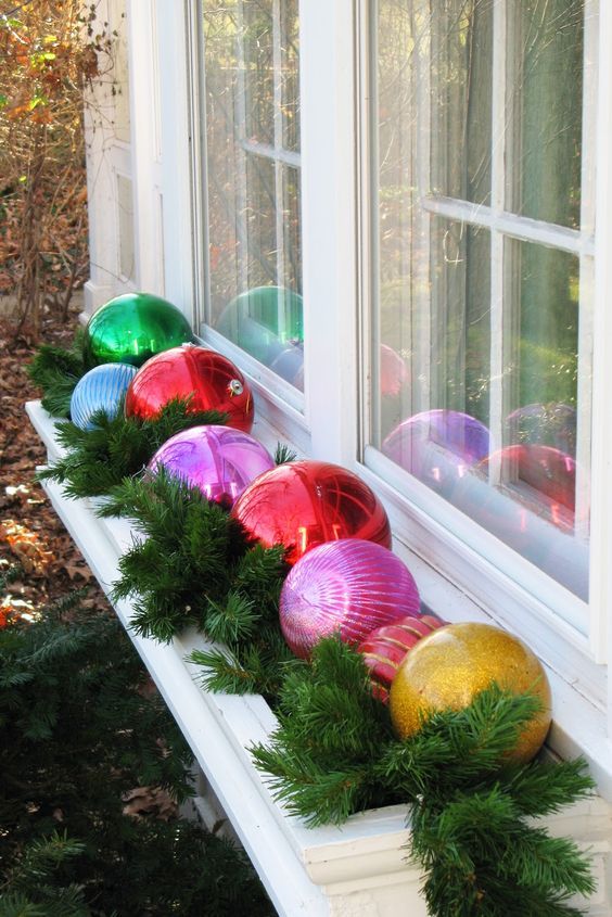 Festive Christmas Decor Ideas for Your Porch