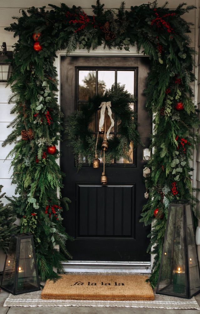 Festive Decor Ideas for Your Christmas Porch