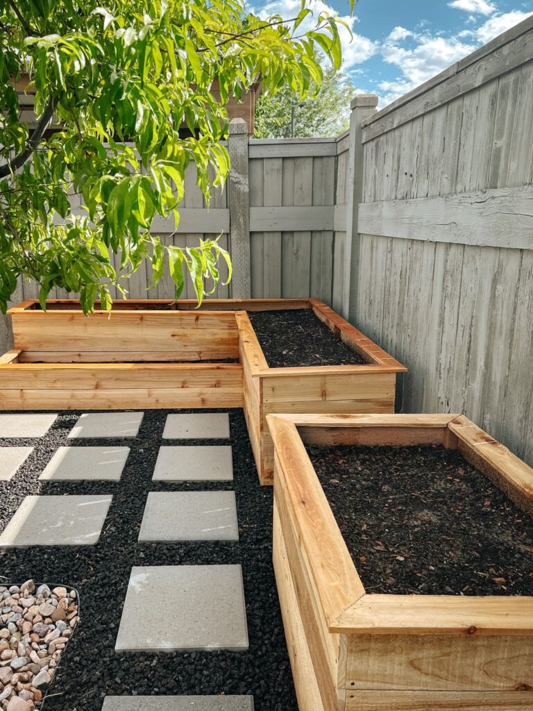 planter box vegetable garden