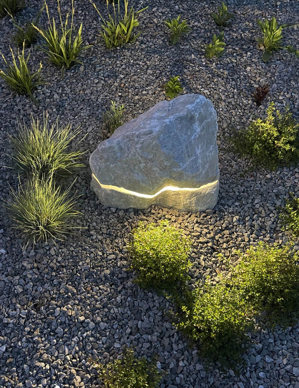 Highlighting the Beauty of Illuminated Landscapes: Mastering the Art of Landscape Lighting