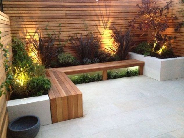 How to Create a Garden Planter Seat for Your Outdoor Space