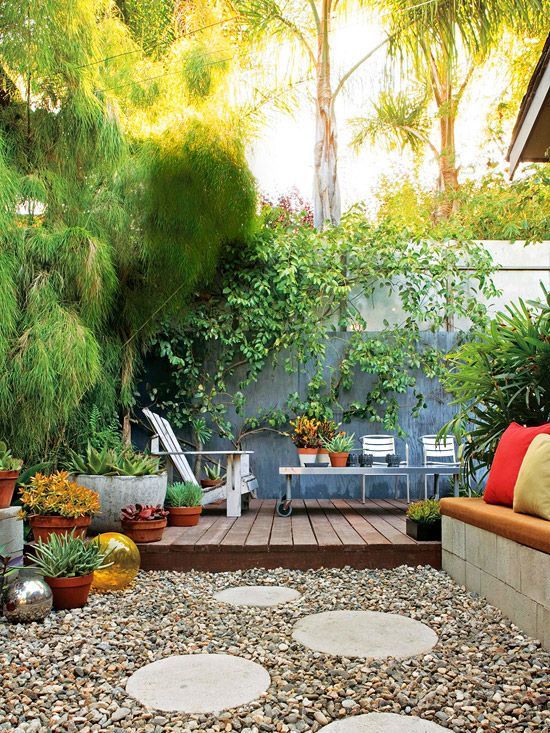 Innovative Backyard Designs Featuring a Deck